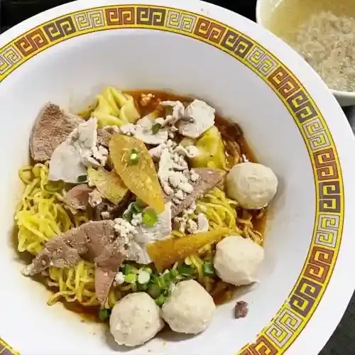 Guo Tiao Tang (Kway Teow Soup/Rice Noodle Soup).